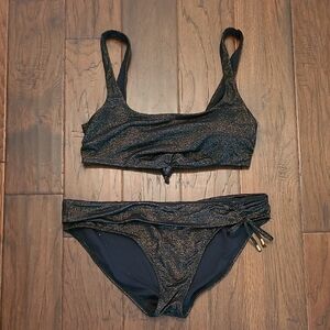 Heat women's black and gold 2 piece swimsuit size Large